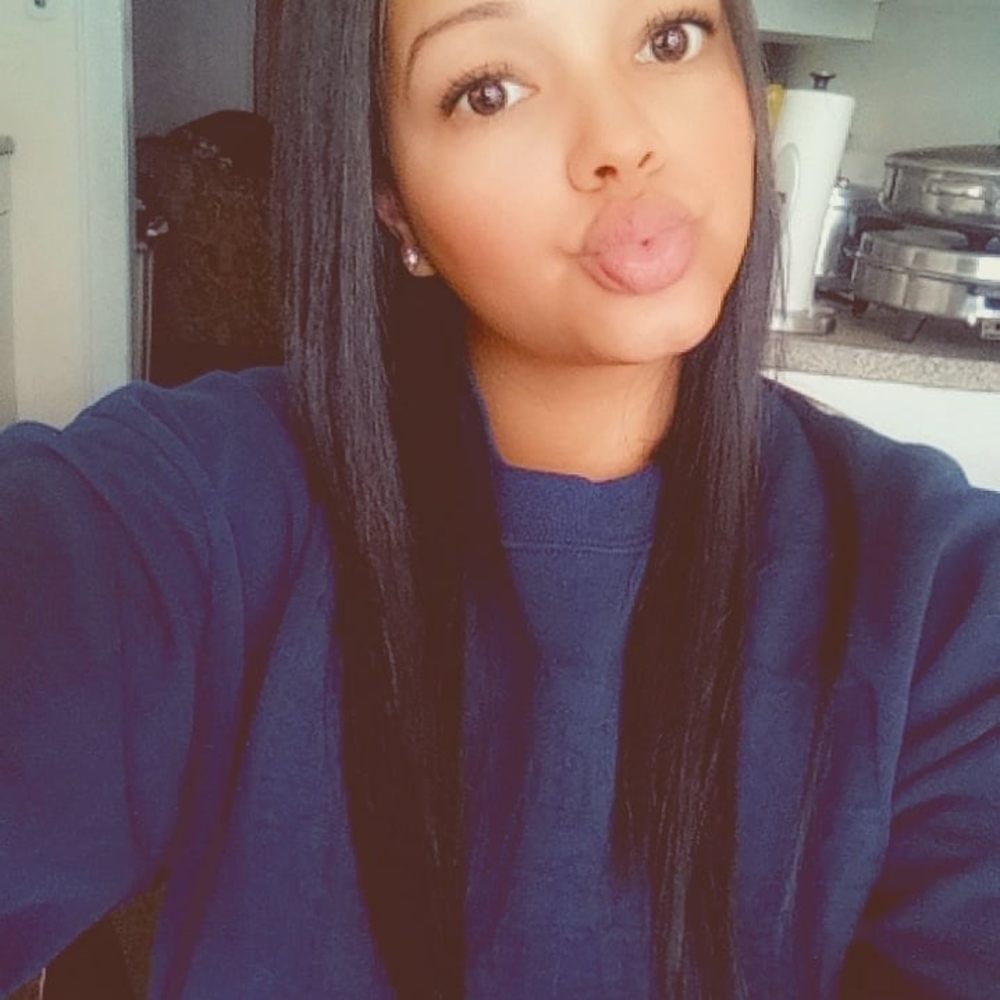 Meet your Posher, Rocio